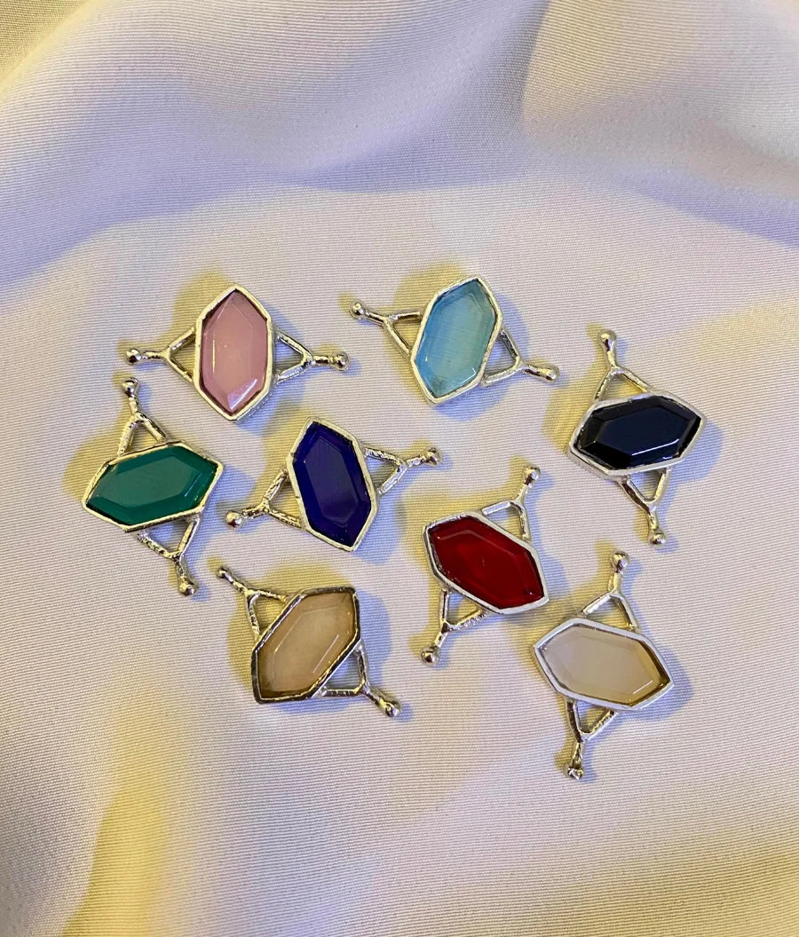 Classic Ring 7 different Stones